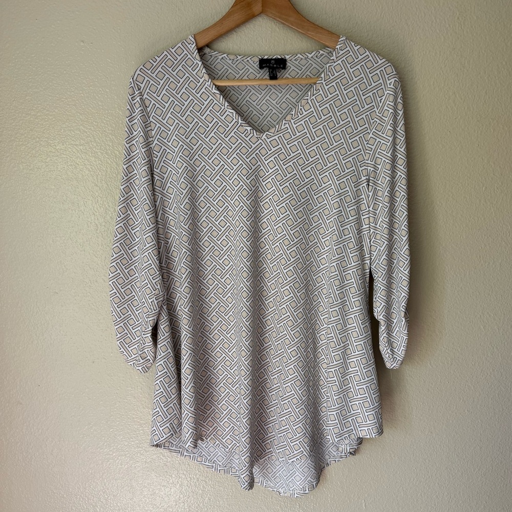 MARBLE Black and White V-Neck Blouse